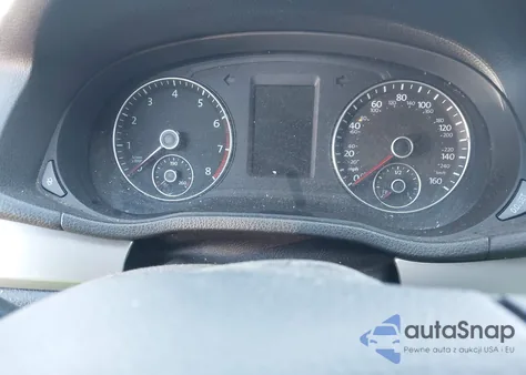 2012 Volkswagen Passat 2.5L S z USA, uszkodzony, nr VIN 1VWAP7A37CC063632